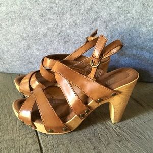 Bass platform sandals, 5.5